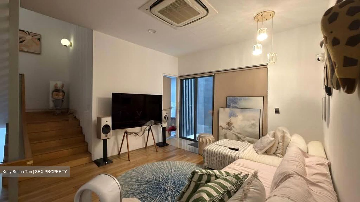 Crescent Road (D15), Terrace #549390741